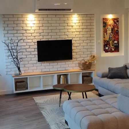Tres Bel Appartement Central, Au Calme Avec Balneo Perpignan Buitenkant foto